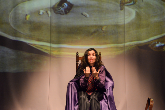 Dali - Cia Benedita de Teatro